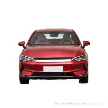 BYD QIN EV NIEUWE ENERGIE AUTO LINKSHANDSTRICHT FWD 450 km lang uithoudingsvermogen Hoge snelheid 130 km/u gemaakt in China EV 100KW Motor Power